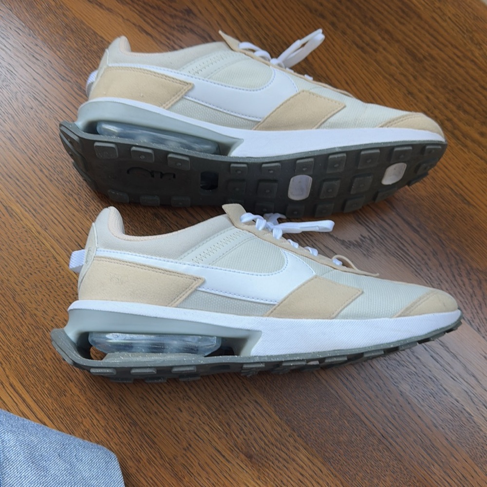 Nike Air Max Pre-Day